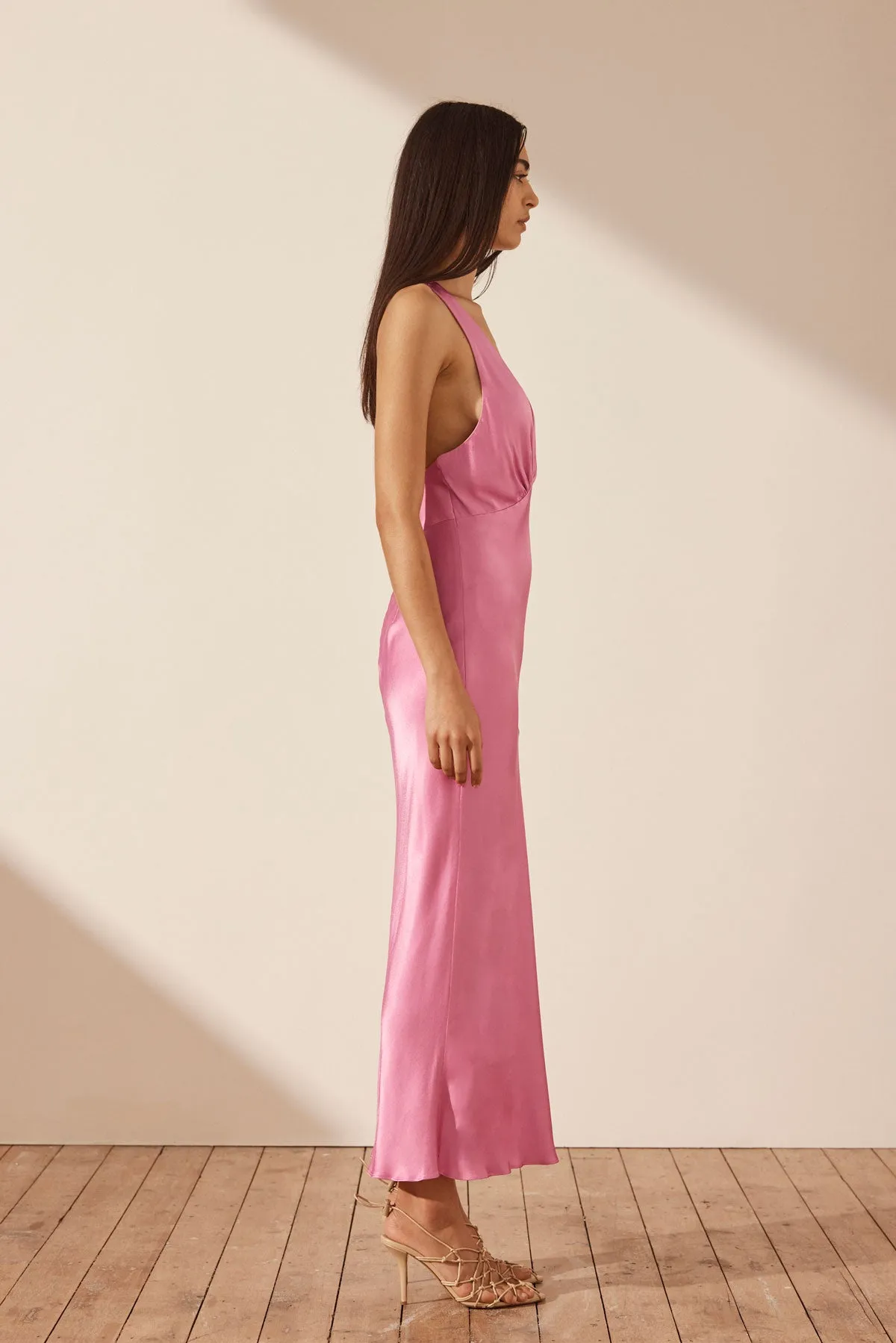 ARIENZO PLUNGED CROSS BACK MIDI DRESS - IBIS ROSE