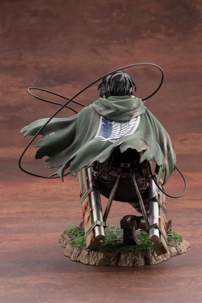 Attack on Titan: Levi ArtFXJ Fortitude Ver. 1/7 Scale Figurine